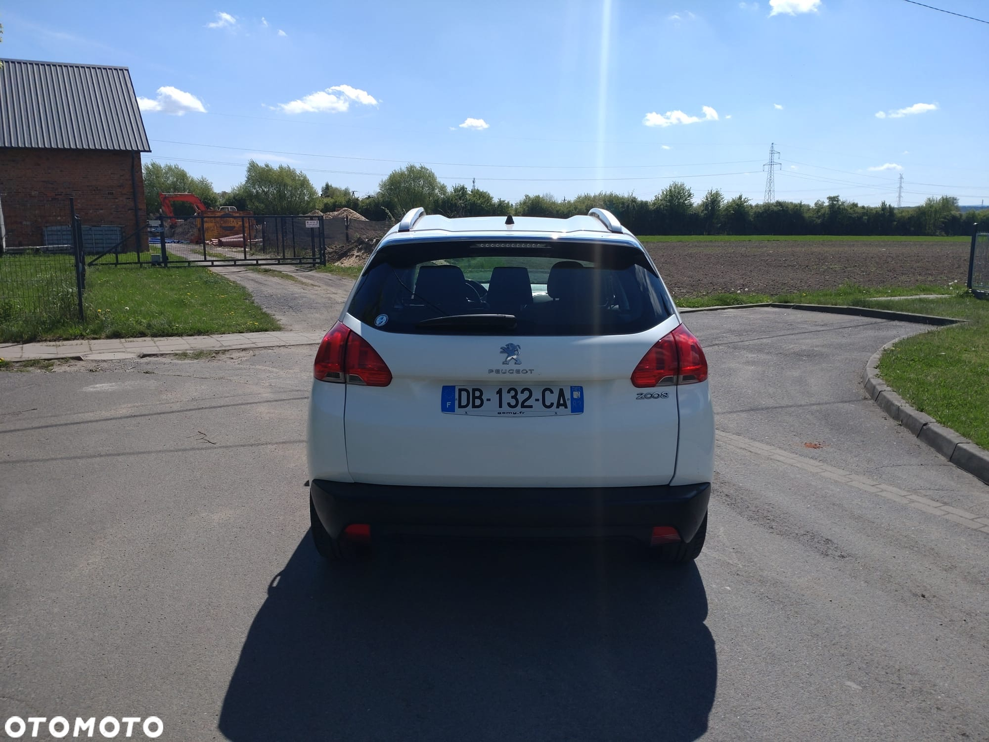Peugeot 2008 1.2 Pure Tech Allure S&S - 5