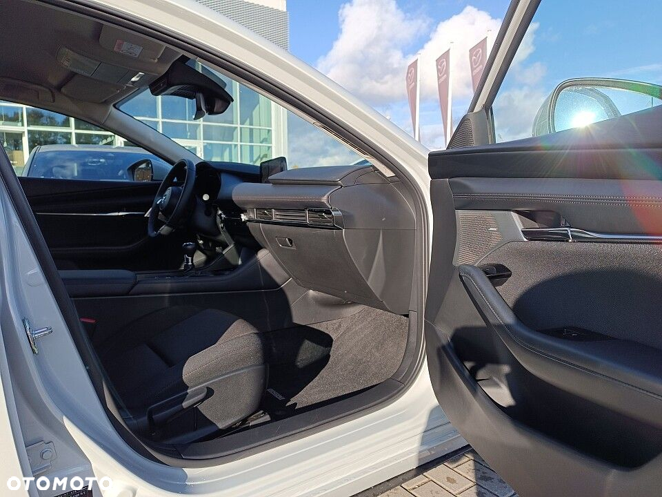 Mazda 3 - 13