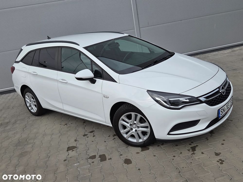 Opel Astra 1.6 CDTI Sports Tourer Active - 15