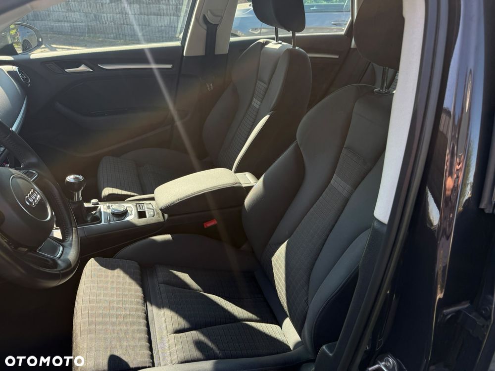 Audi A3 Sportback - 18