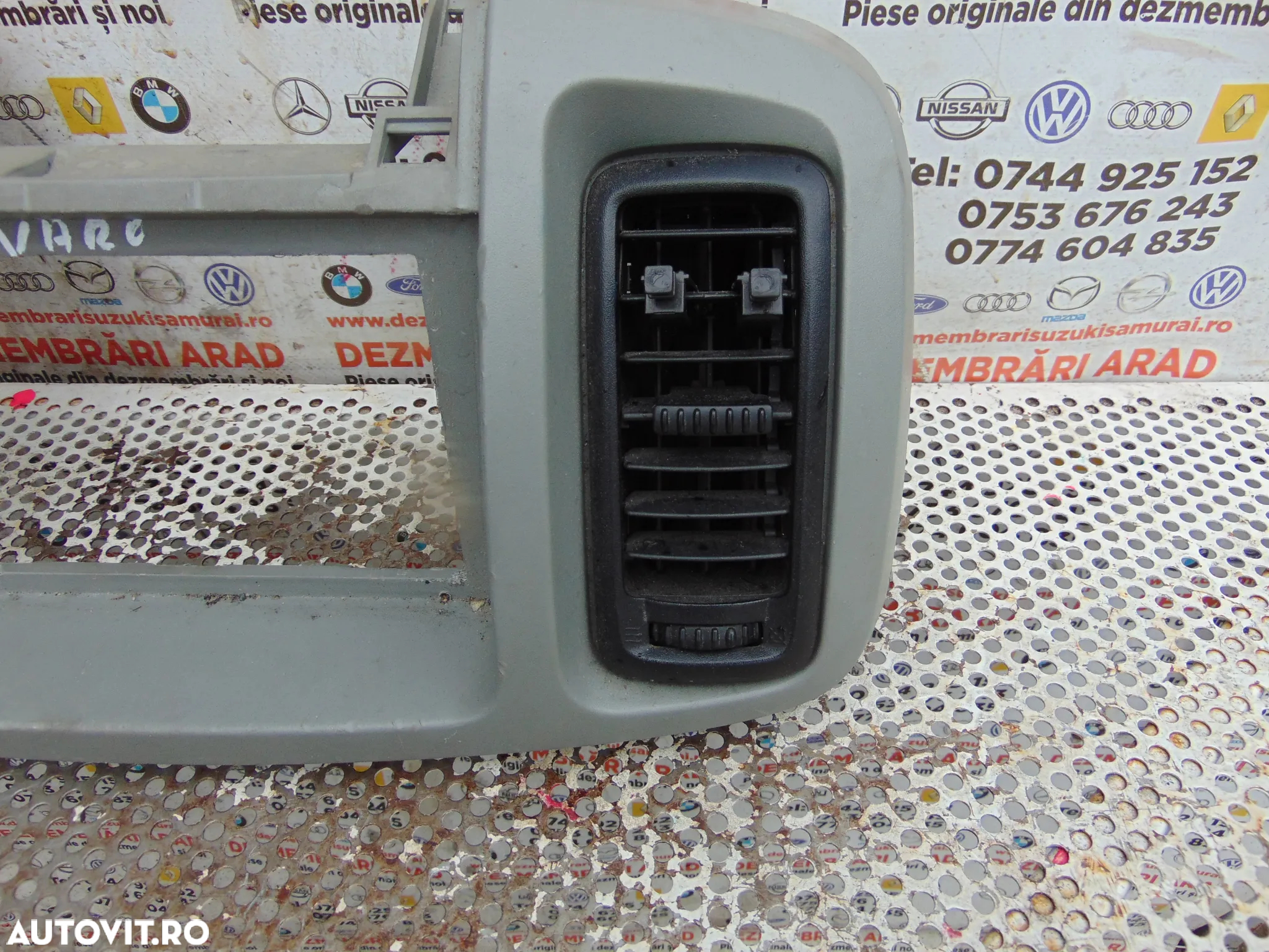 Grile ventilatie Opel Vivaro 2001-2014 grile aer centrale Renault Trafic 2 - 2