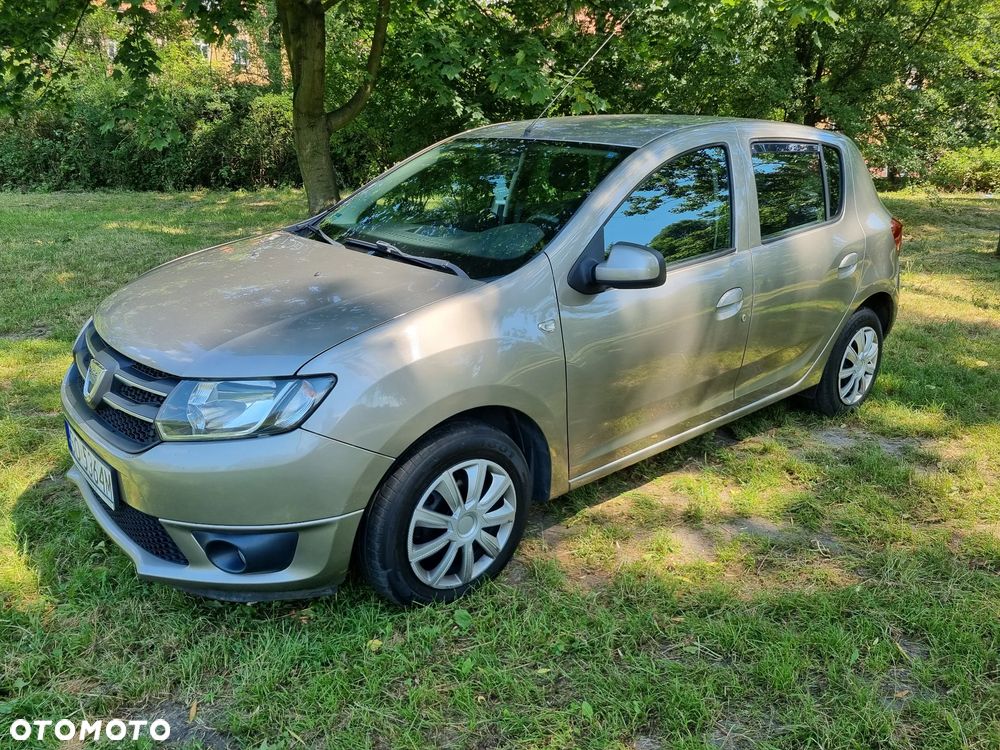 Dacia Sandero 1.2 16V Ambiance EU6 - 1