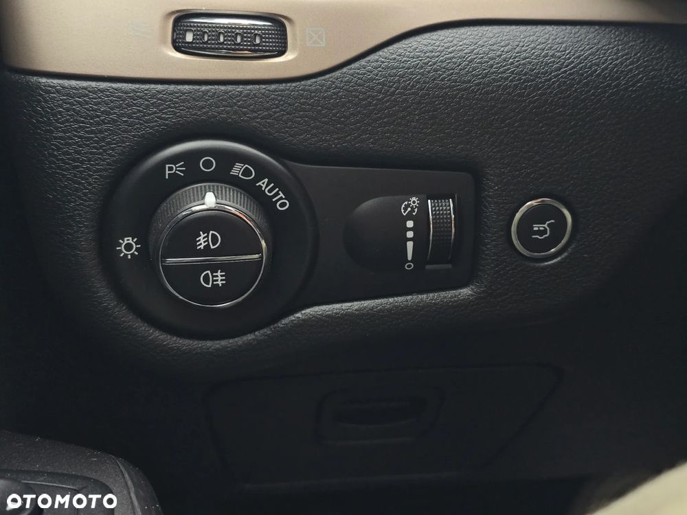 Jeep Cherokee 2.0 Multijet Active Drive I Automatik Limited - 29