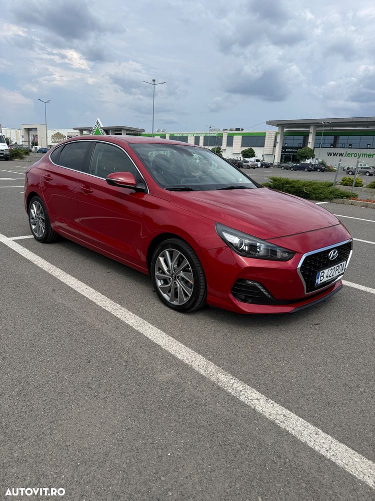 HYUNDAI i30 2019 — imagine 3
