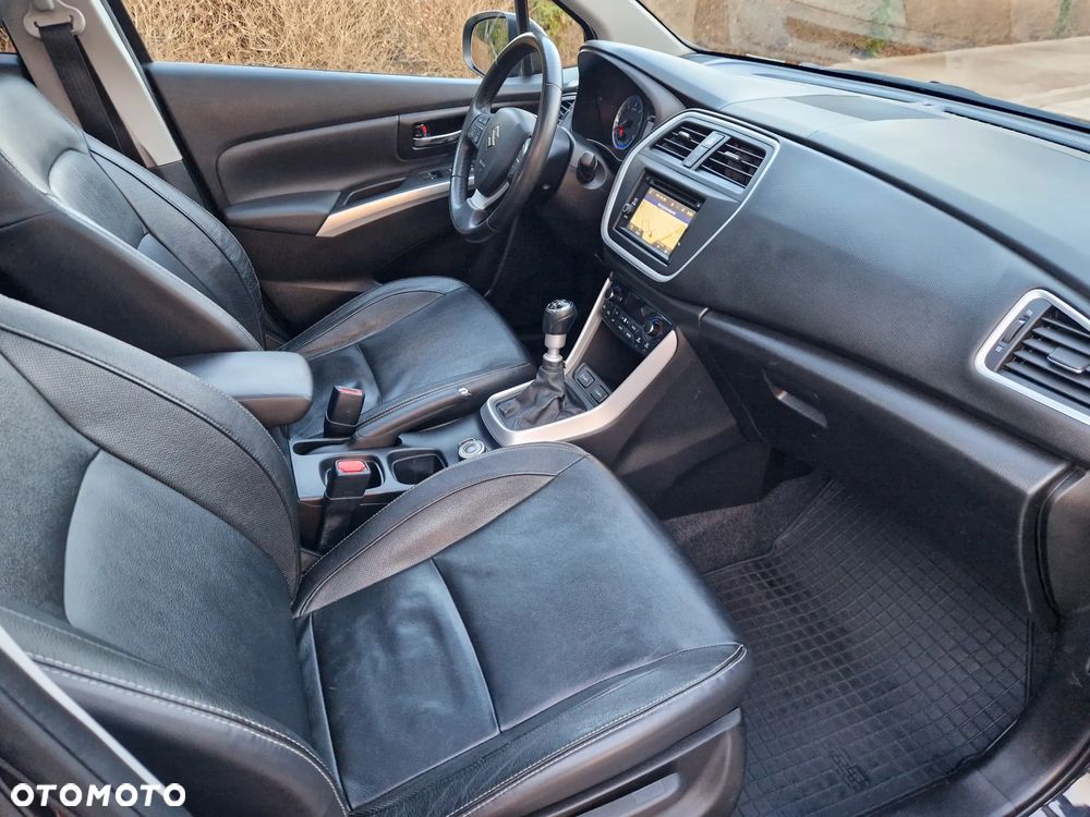Suzuki SX4 S-Cross - 33