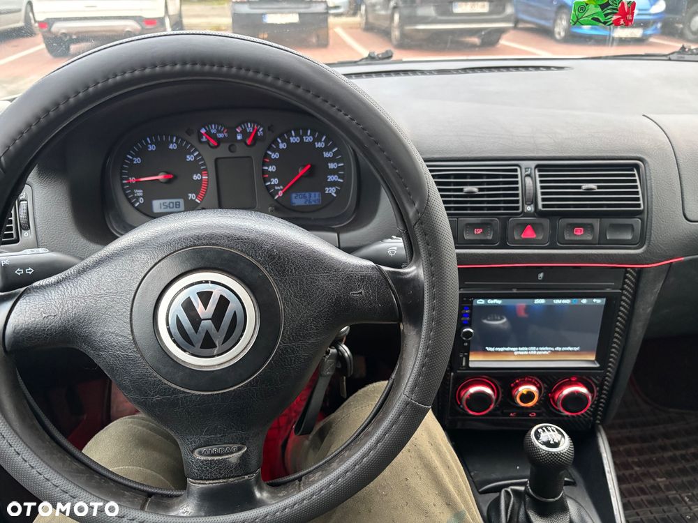 Volkswagen Golf - 9
