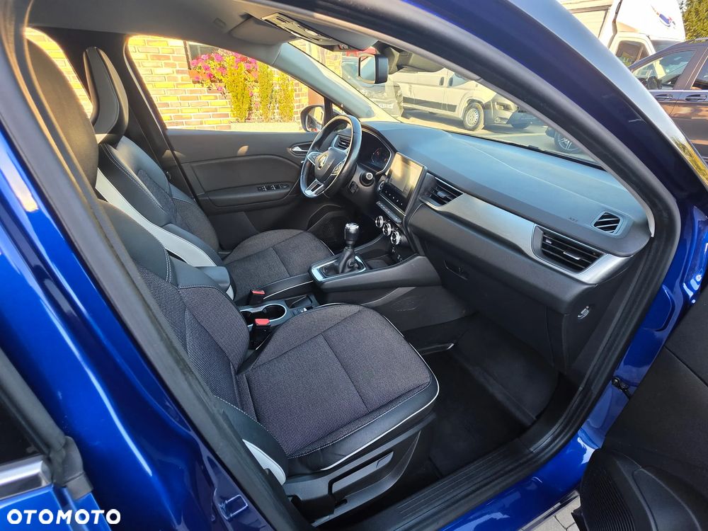 Renault Captur - 16