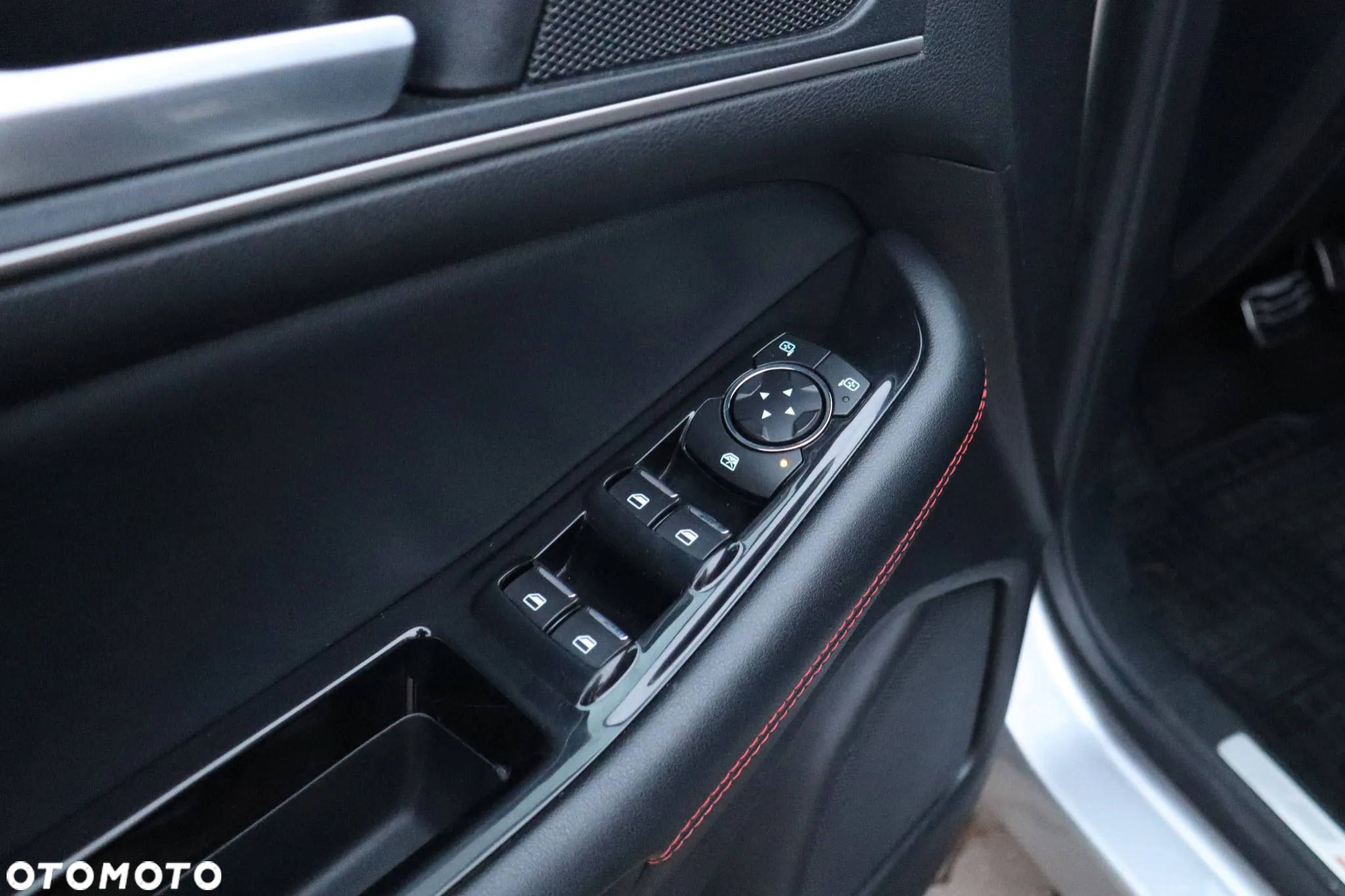 Ford Edge - 28
