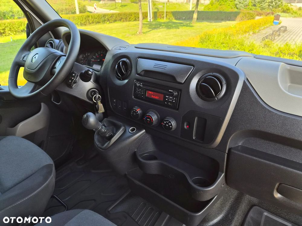Renault Master - 24