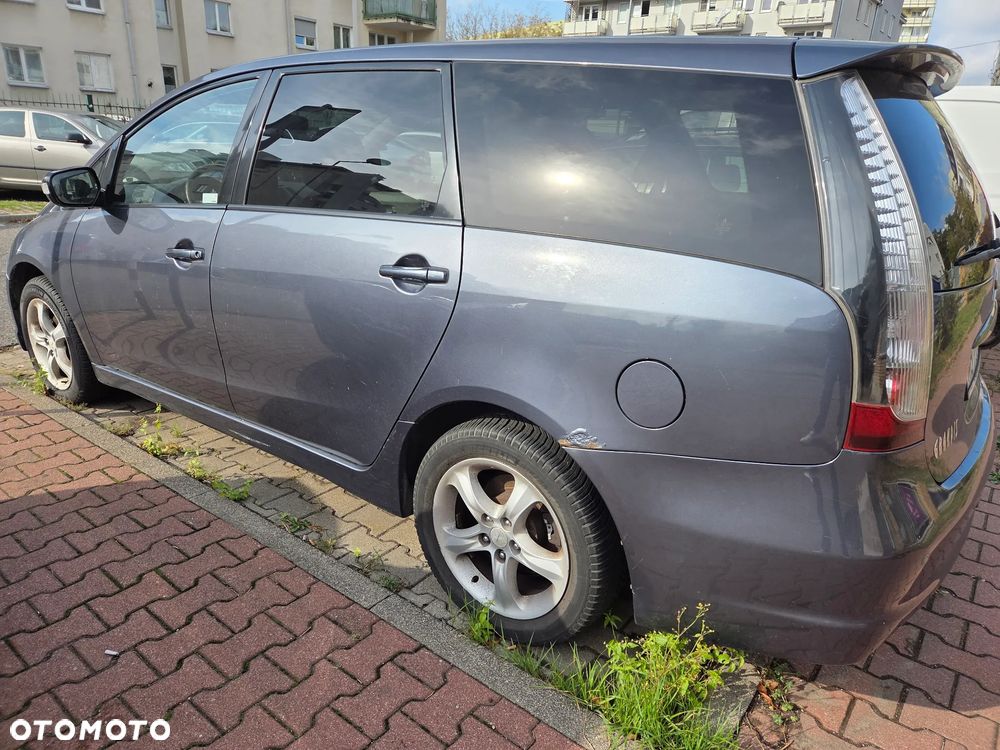 Mitsubishi Grandis - 16