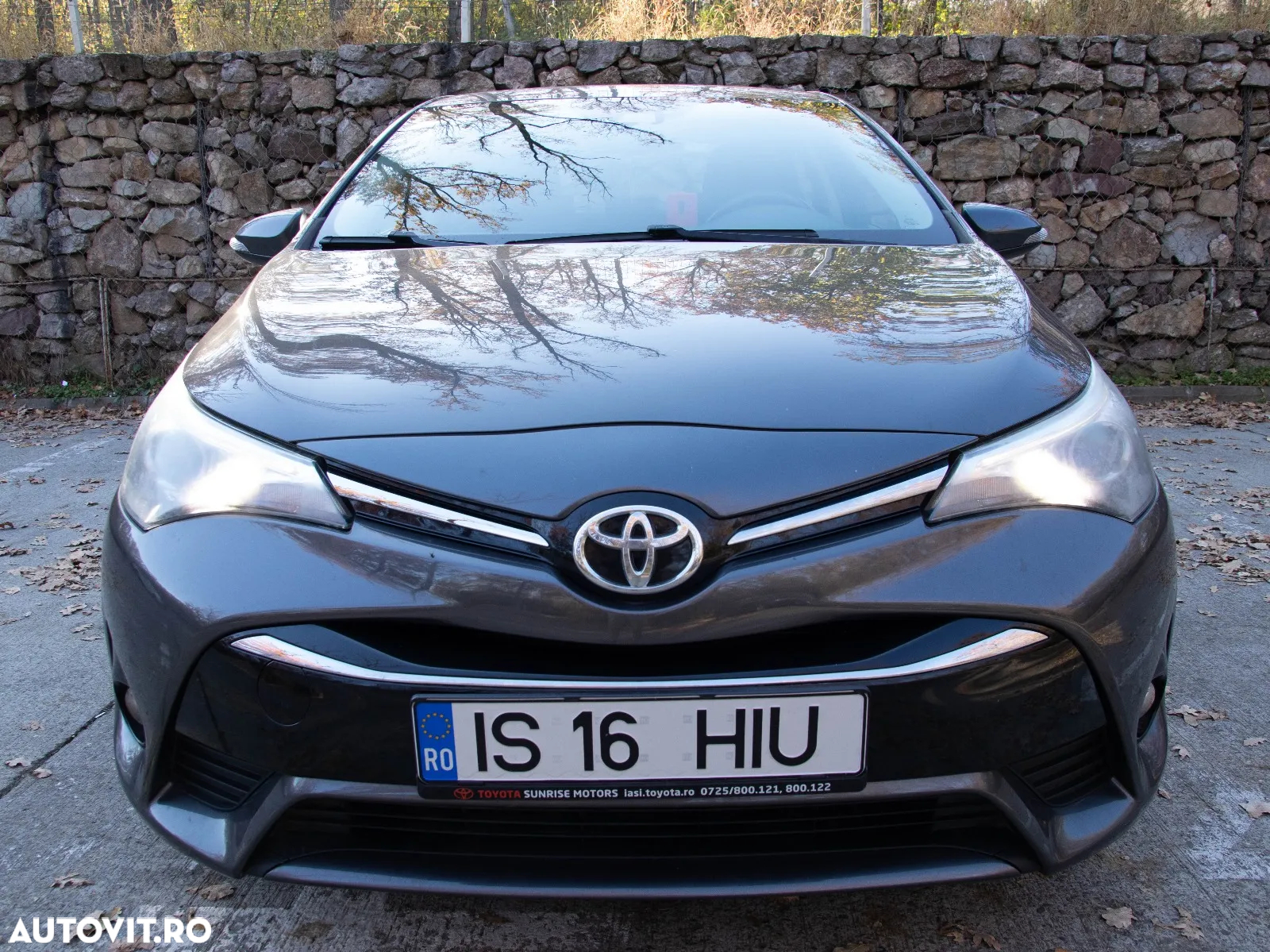 Toyota Avensis 2.0 D-4D Executive - 7