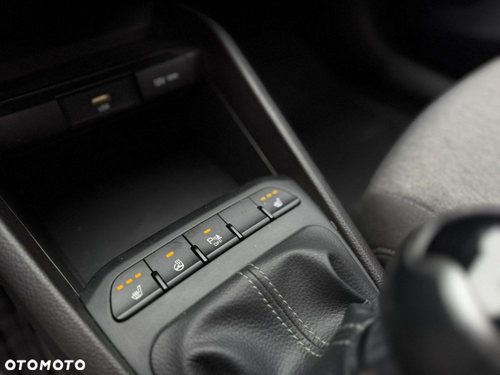 Kia Stonic 1.2 M - 23