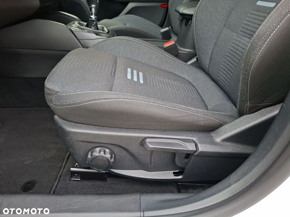 Ford Focus 1.0 EcoBoost mHEV Active X - 18