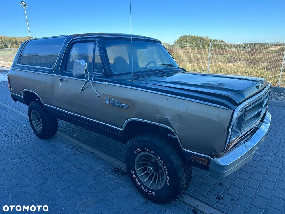 Dodge RAM - 1