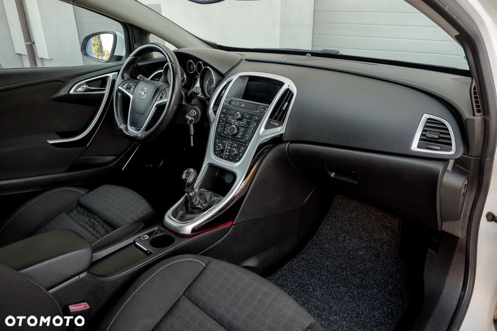 Opel Astra 1.6 Turbo Sport - 33