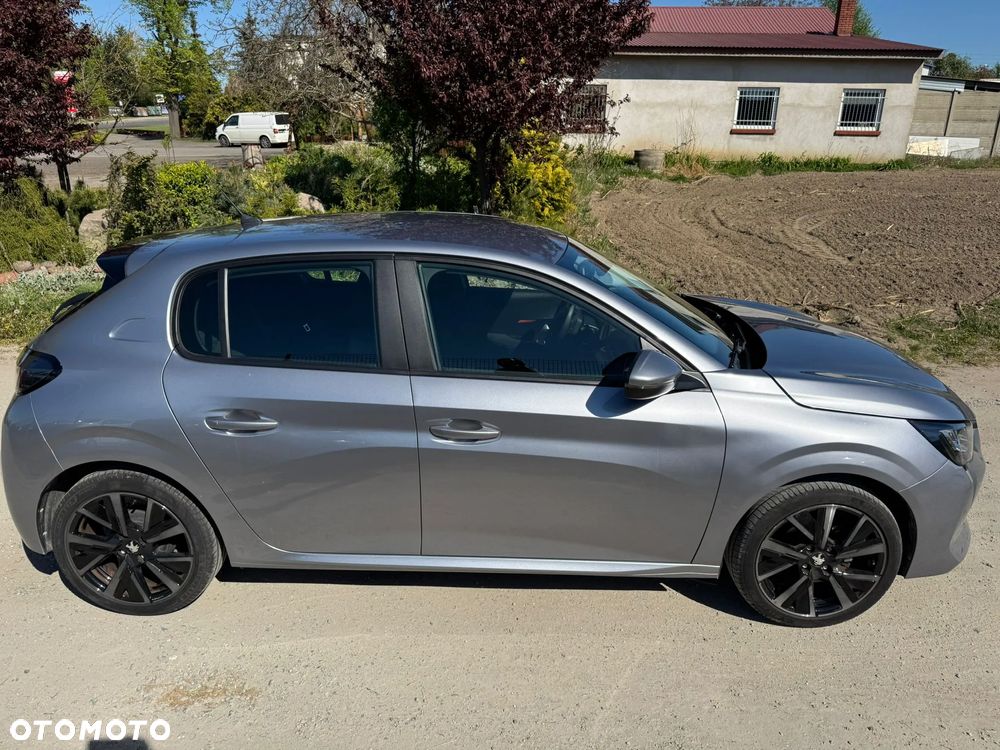 Peugeot 208 - 19