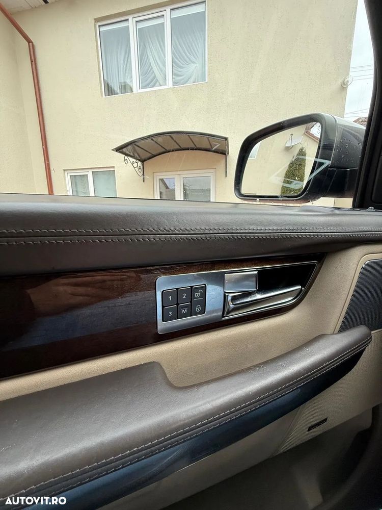 Land Rover Range Rover Sport - 16