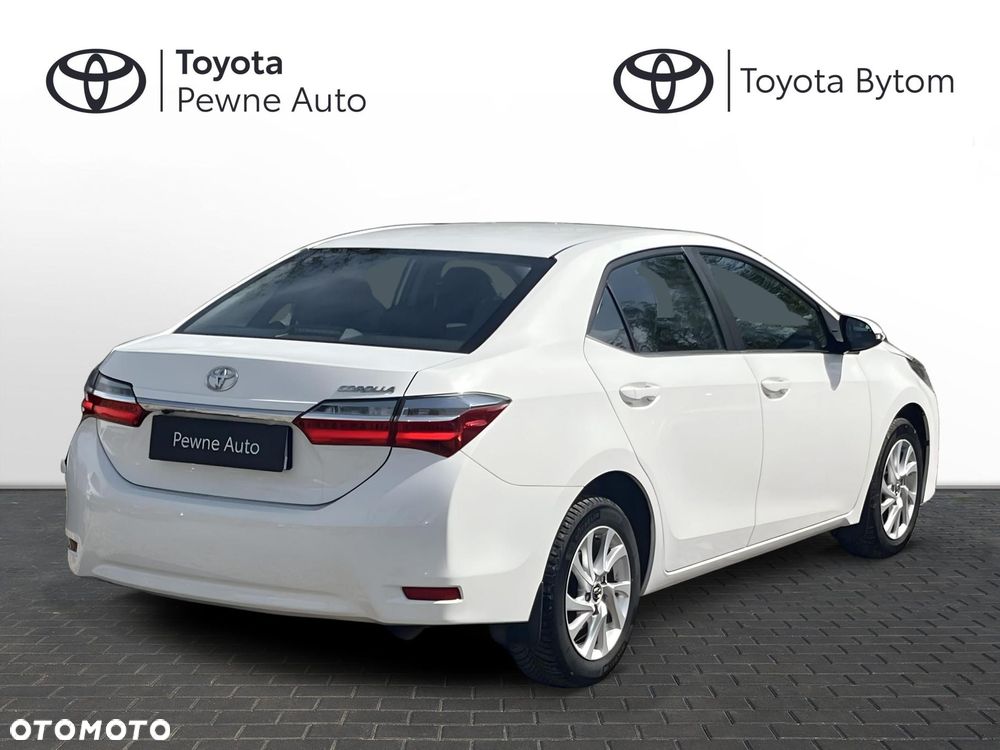Toyota Corolla - 2