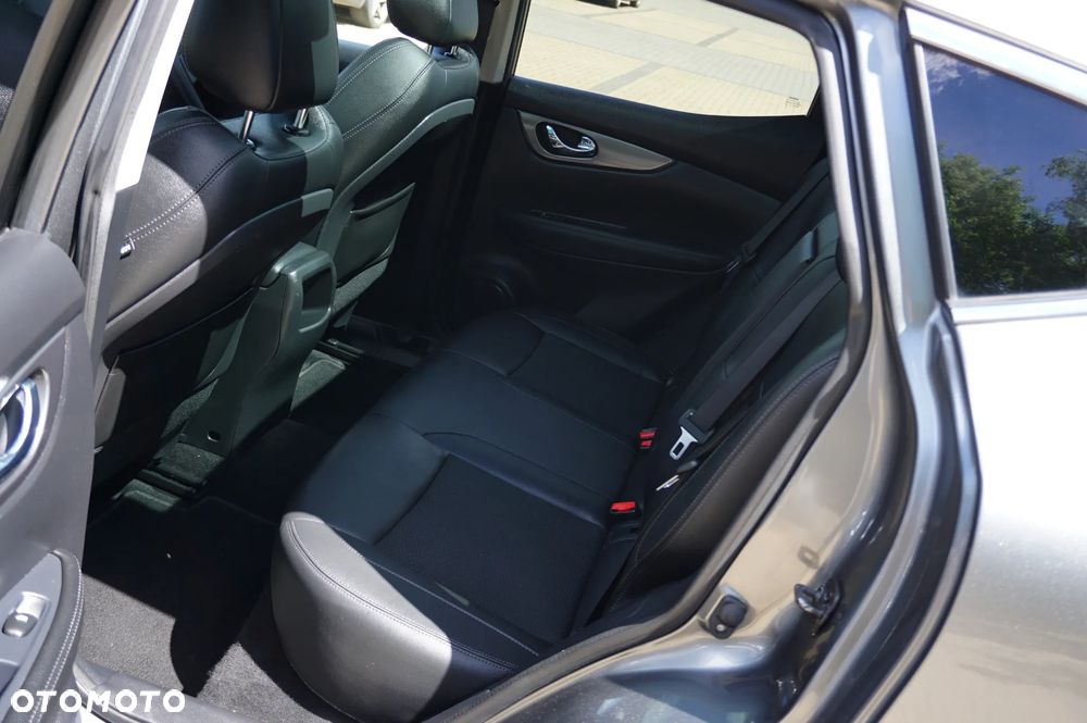 Nissan Qashqai 1.6 DIG-T Tekna - 28