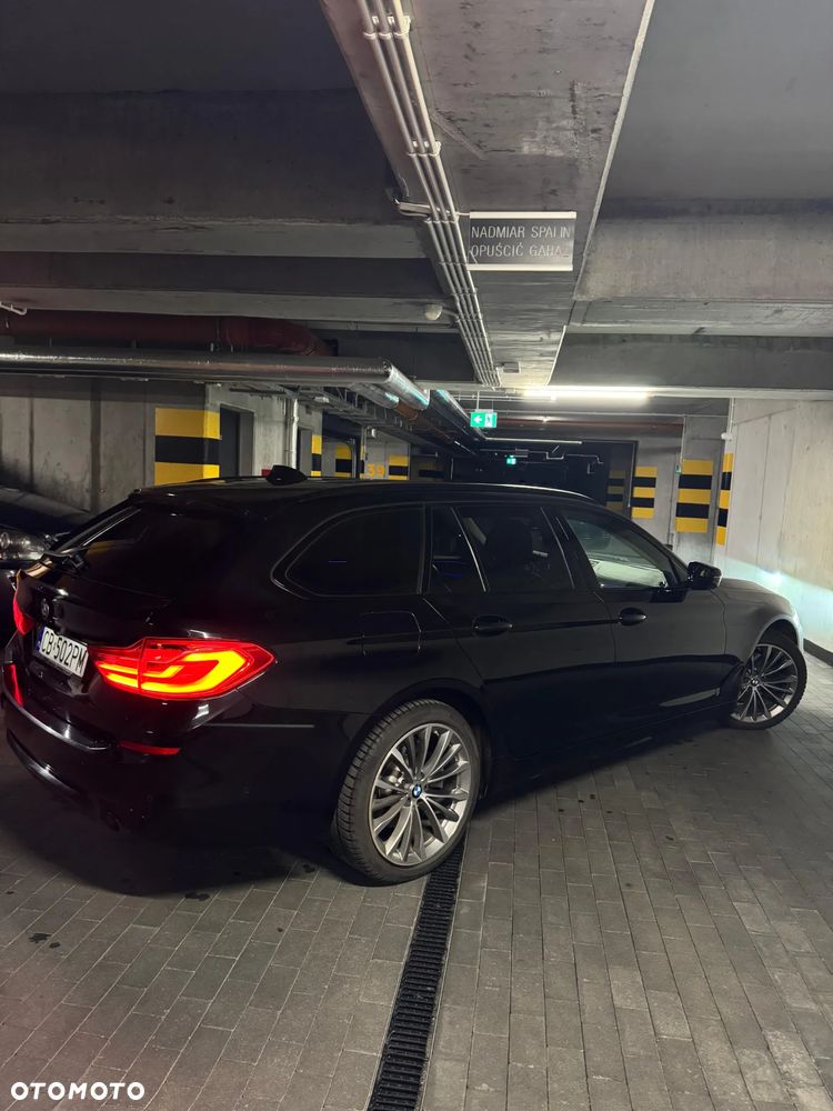 BMW Seria 5 518d Sport Line sport - 26