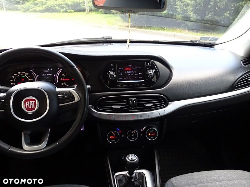 Fiat Tipo 1.4 T-Jet 16v Lounge EU6d - 14