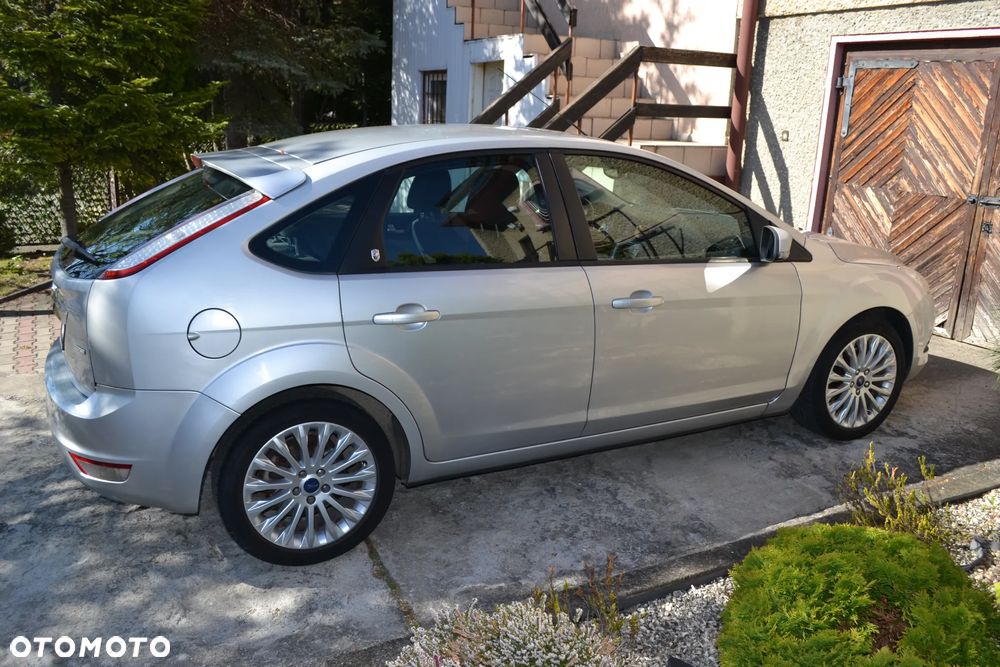 Ford Focus 2.0 TDCi Ghia - 8