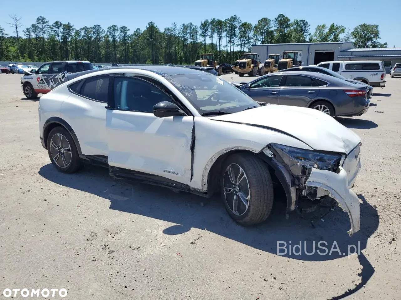 Ford Mustang Mach-E 98kWh RWD Premium - 2