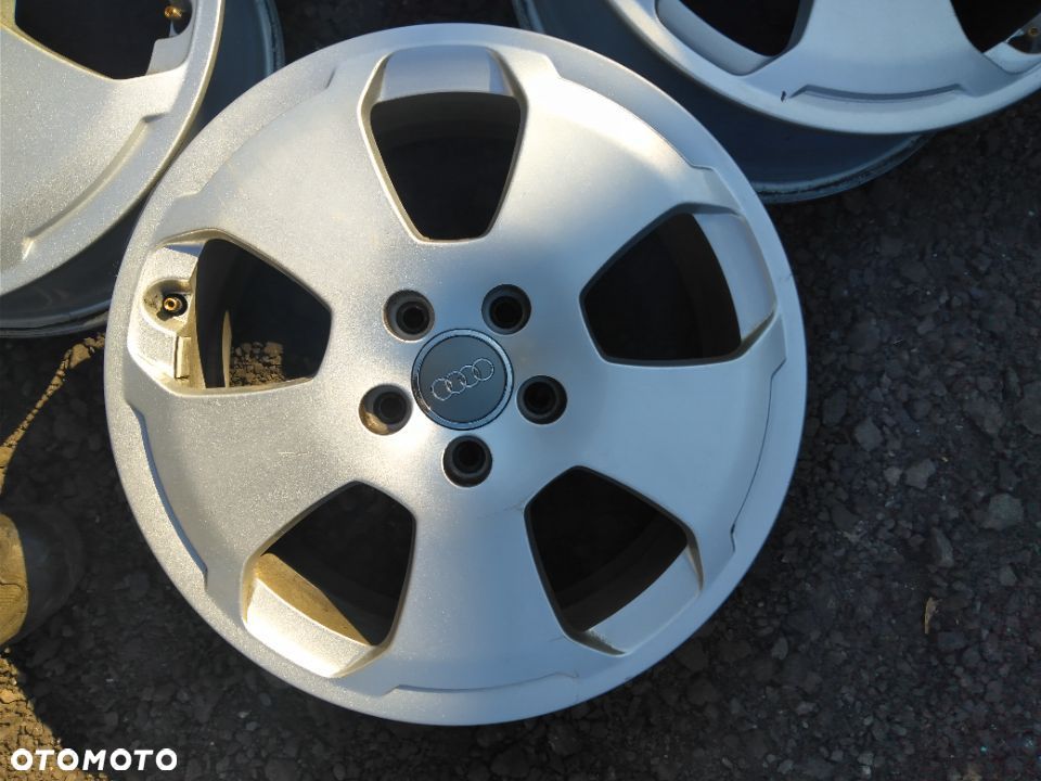 Felgi Audi A3 5x112 17 - 6