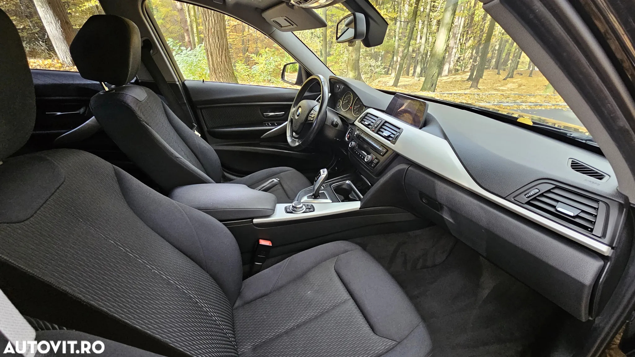 BMW Seria 3 318d Aut. - 13
