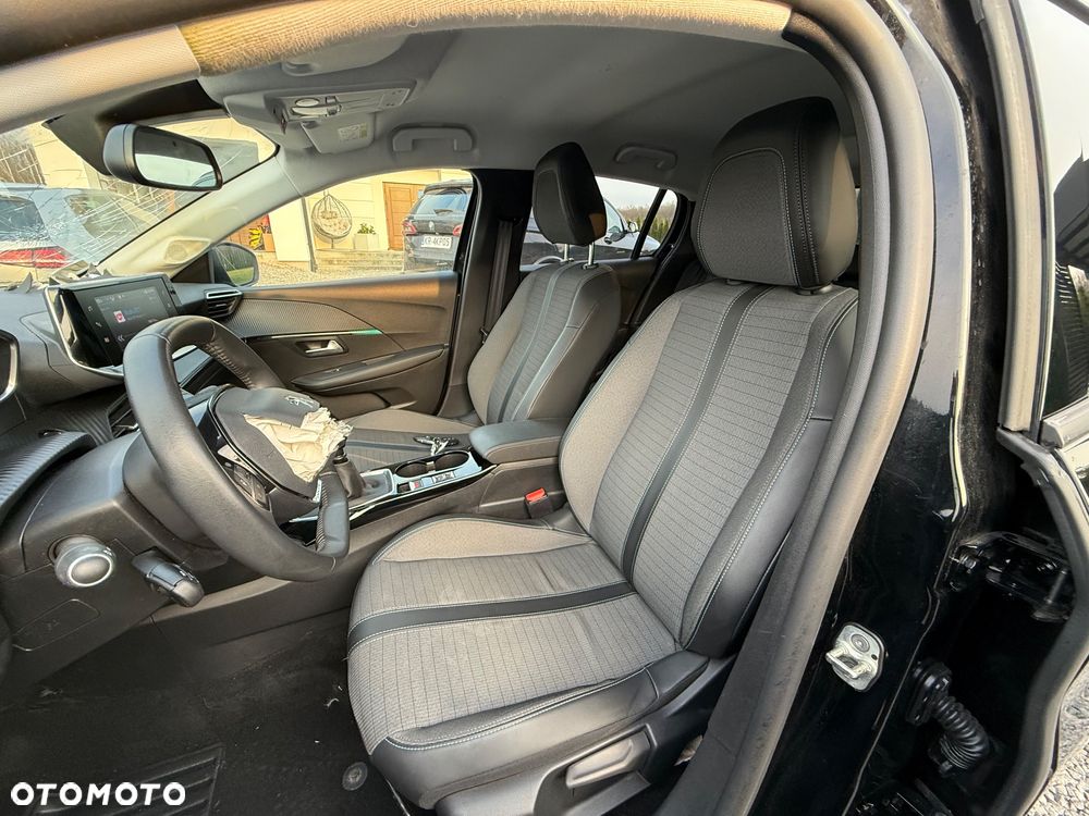 Peugeot 208 PureTech 100 Allure - 7