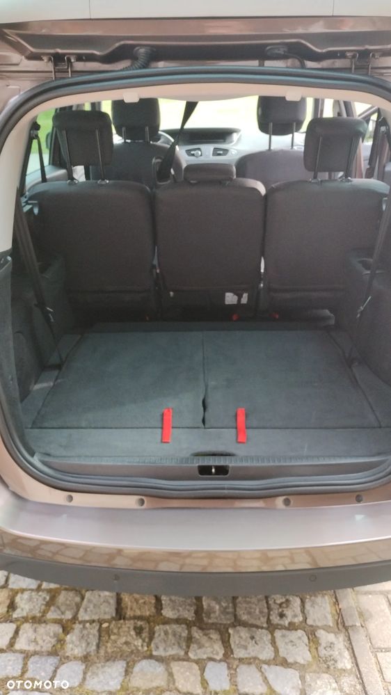 Renault Scenic 1.6 dCi Energy Limited - 8