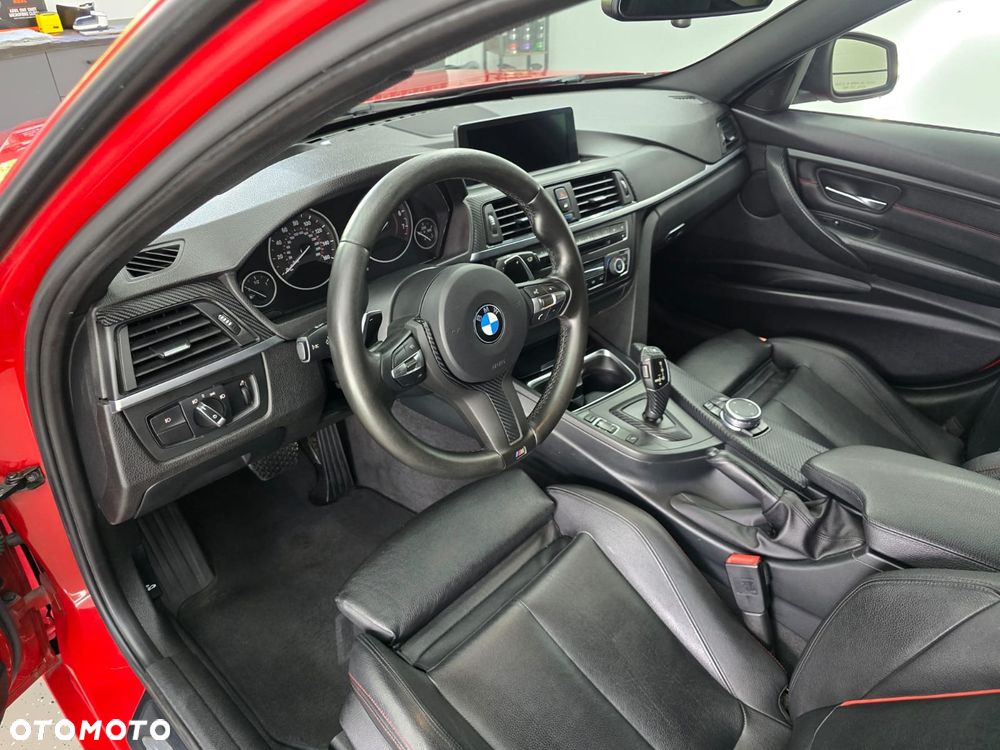 BMW Seria 3 328i Touring Sport Line - 7