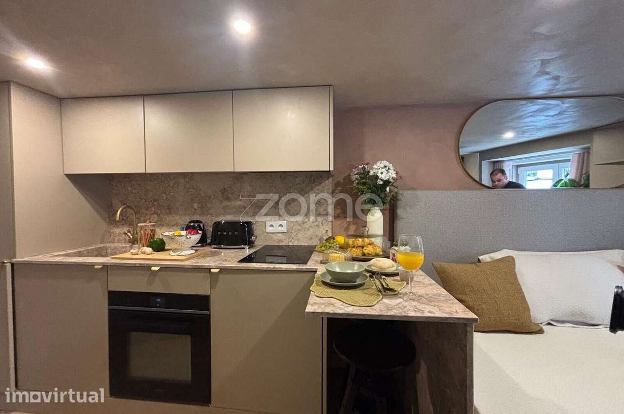 Apartamento totalmente mobilado na icónica Rua de São Bento - Grande imagem: 4/27