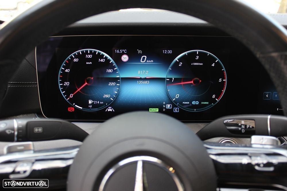 Mercedes-Benz CLS 300 d 4Matic - 25