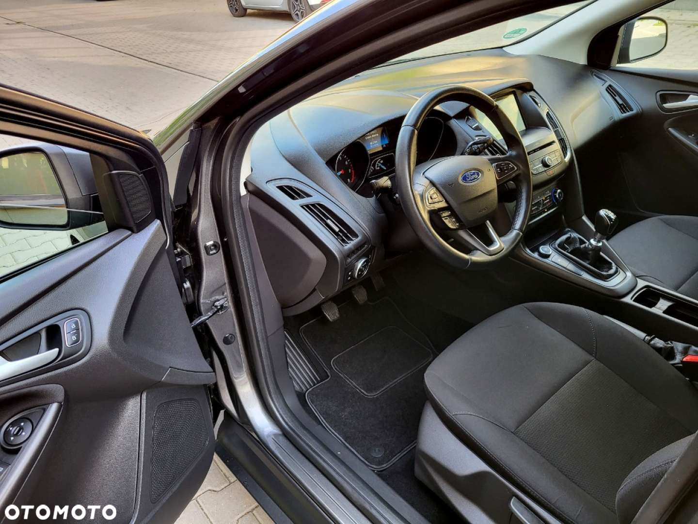 Ford Focus - 9