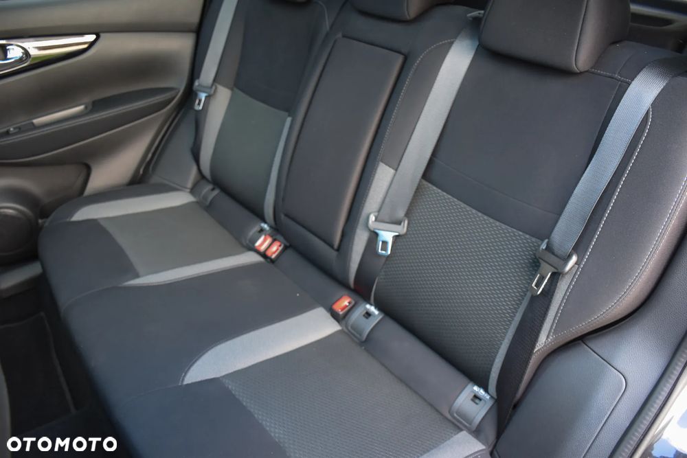 Nissan Qashqai 1.3 DIG-T Tekna DCT - 37