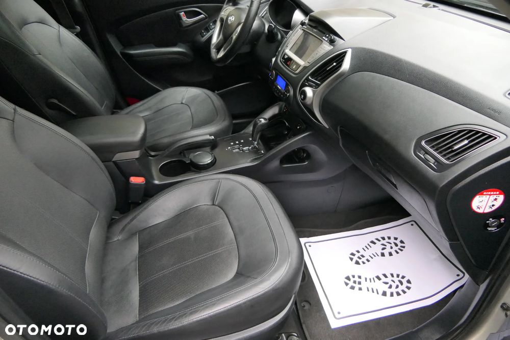 Hyundai ix35 2.0 Premium 2WD - 19