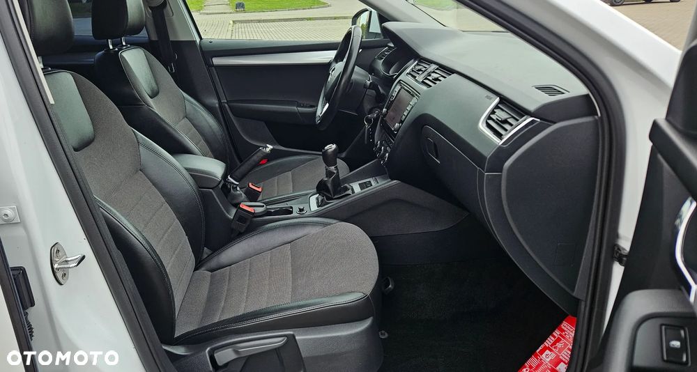 Skoda Octavia Combi 1.0 TSI Sport Edition - 6