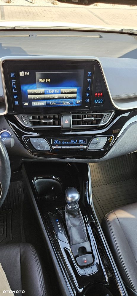 Toyota C-HR 1.8 Hybrid Prestige - 11