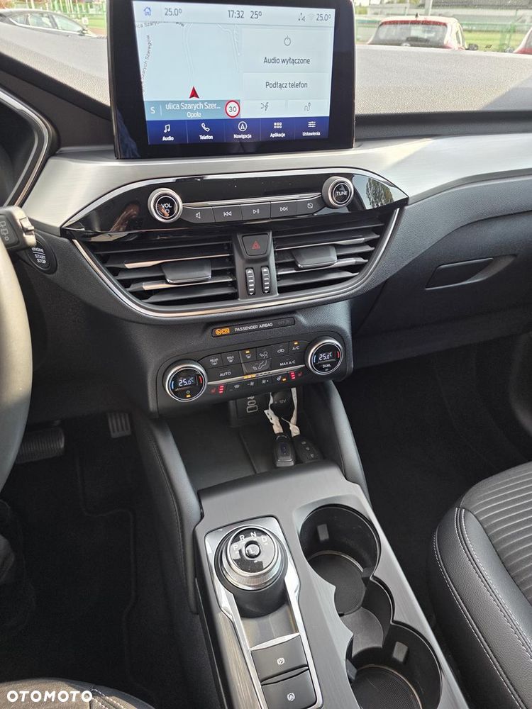 Ford Kuga 2.5P PHEV FWD Titanium X - 21