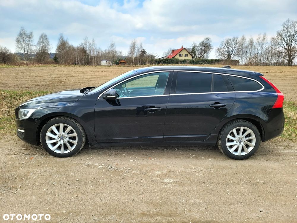 Volvo V60 D4 Drive-E Momentum - 6