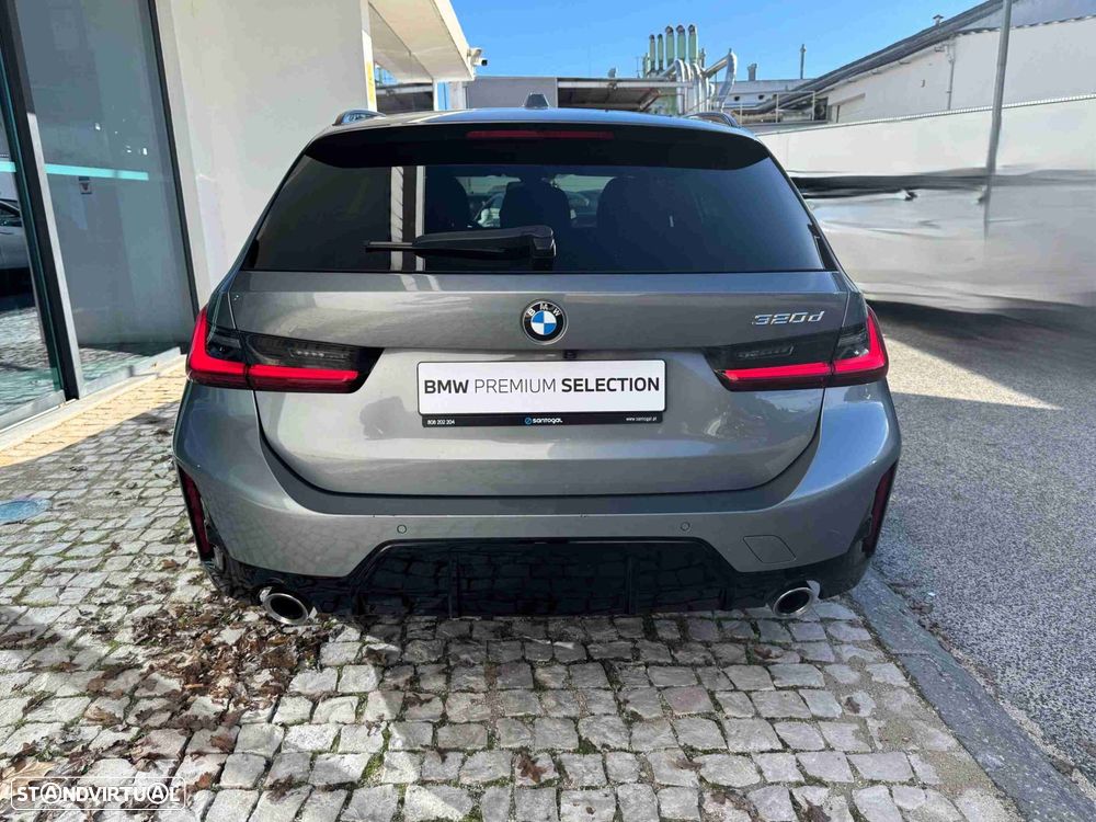 BMW 320 d Touring Pack Desportivo M Auto - 6