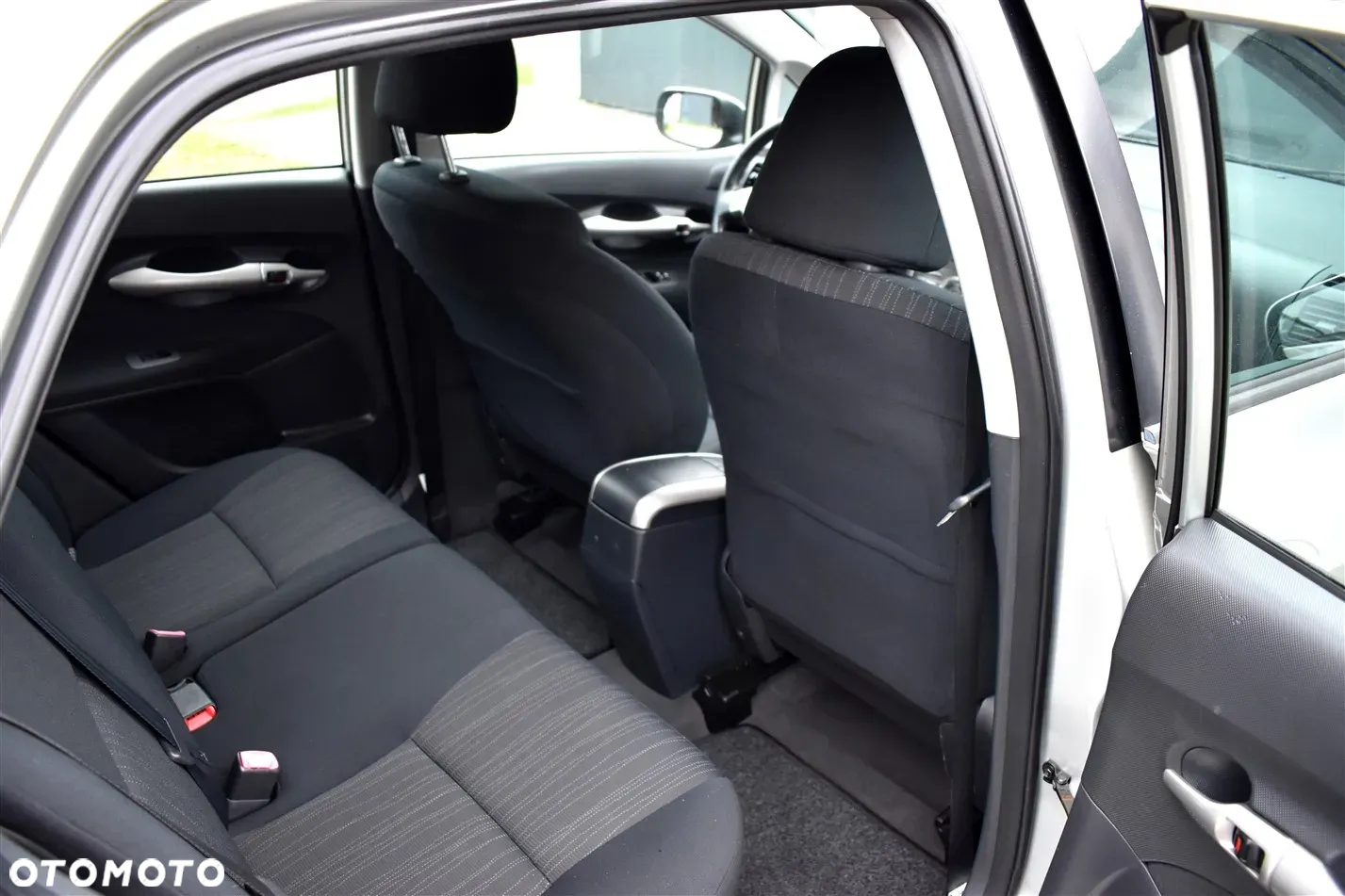 Toyota Auris 1.4 VVT-i Sol - 24