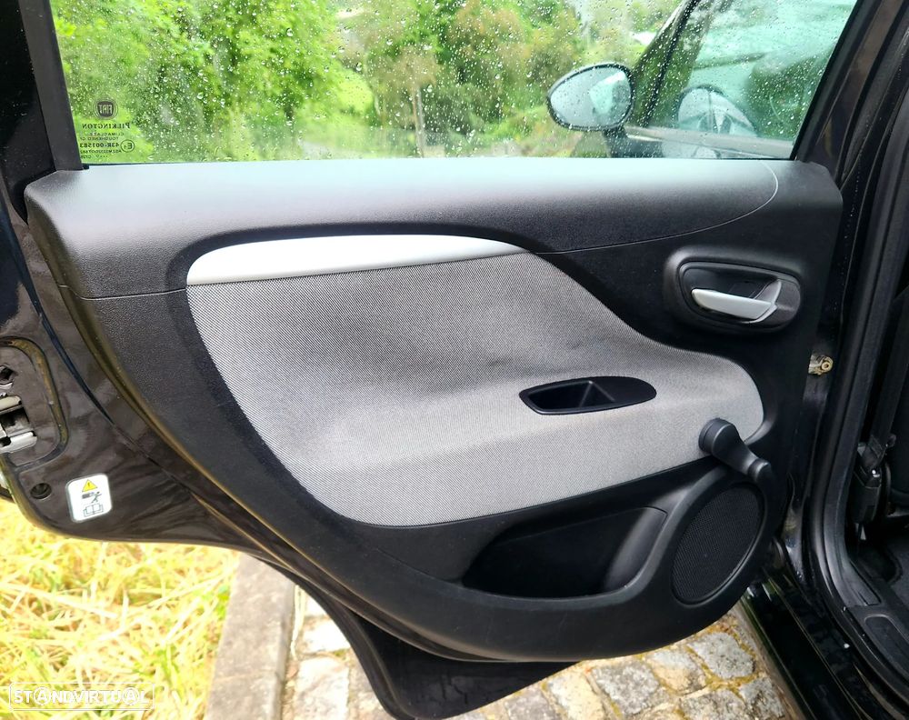 Fiat Punto Evo 1.4 Dynamic Style - 17