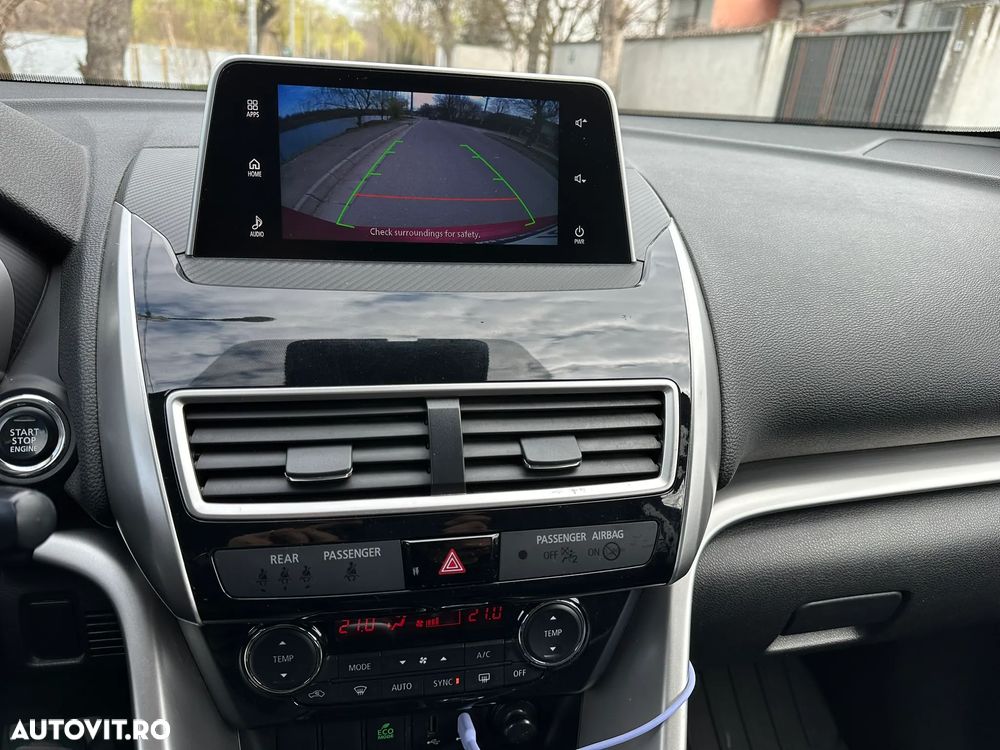 Mitsubishi Eclipse-Cross 1.5-litre 16-valve DOHC MIVEC 4X4 Intense+ Aut. - 11