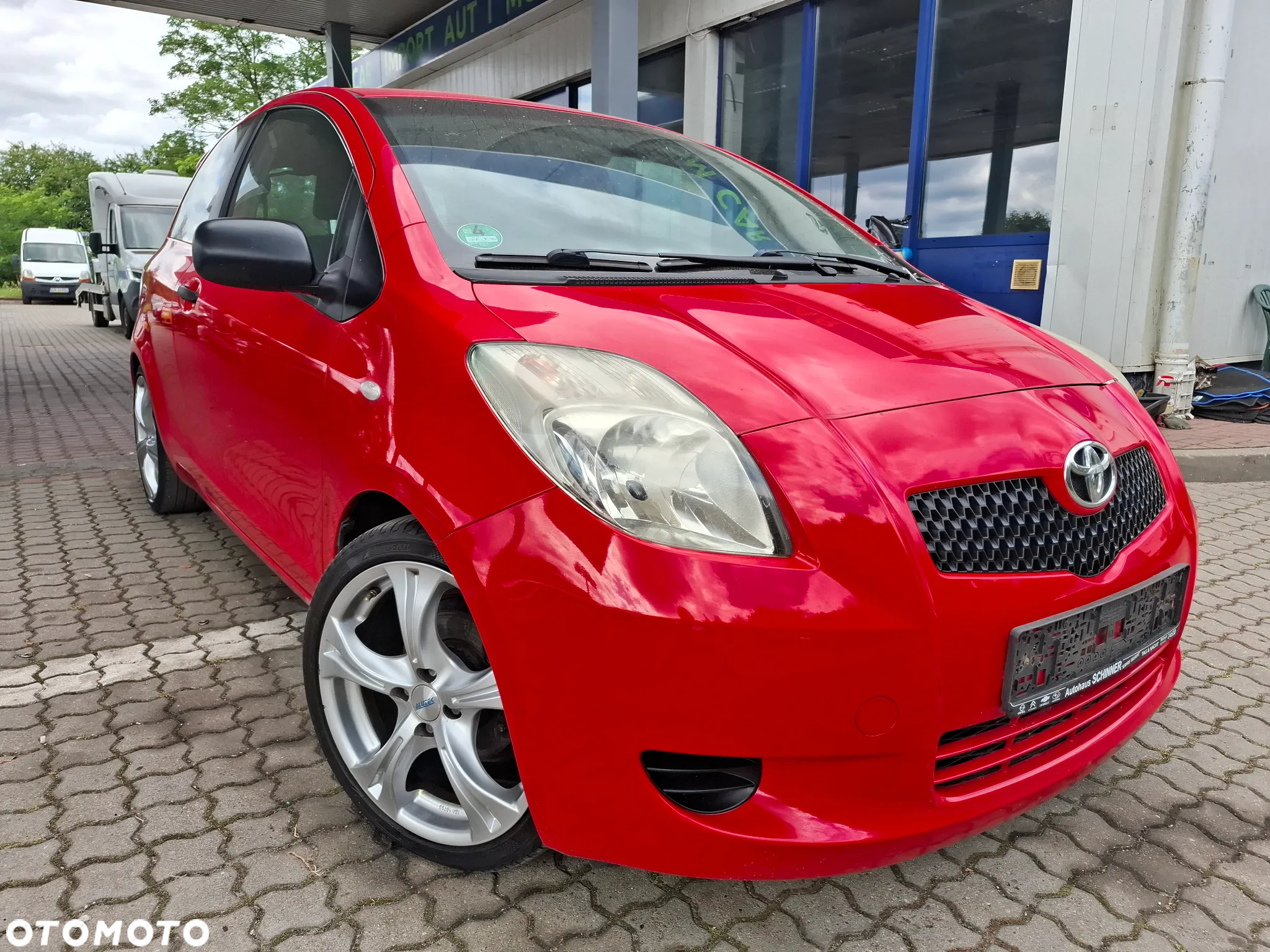 Toyota Yaris 1.3 VVT-i Executive - 2