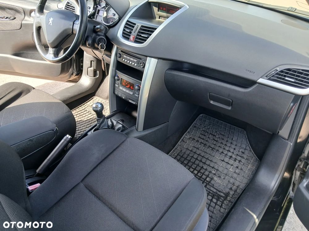 Peugeot 207 95 VTi Urban Move - 14