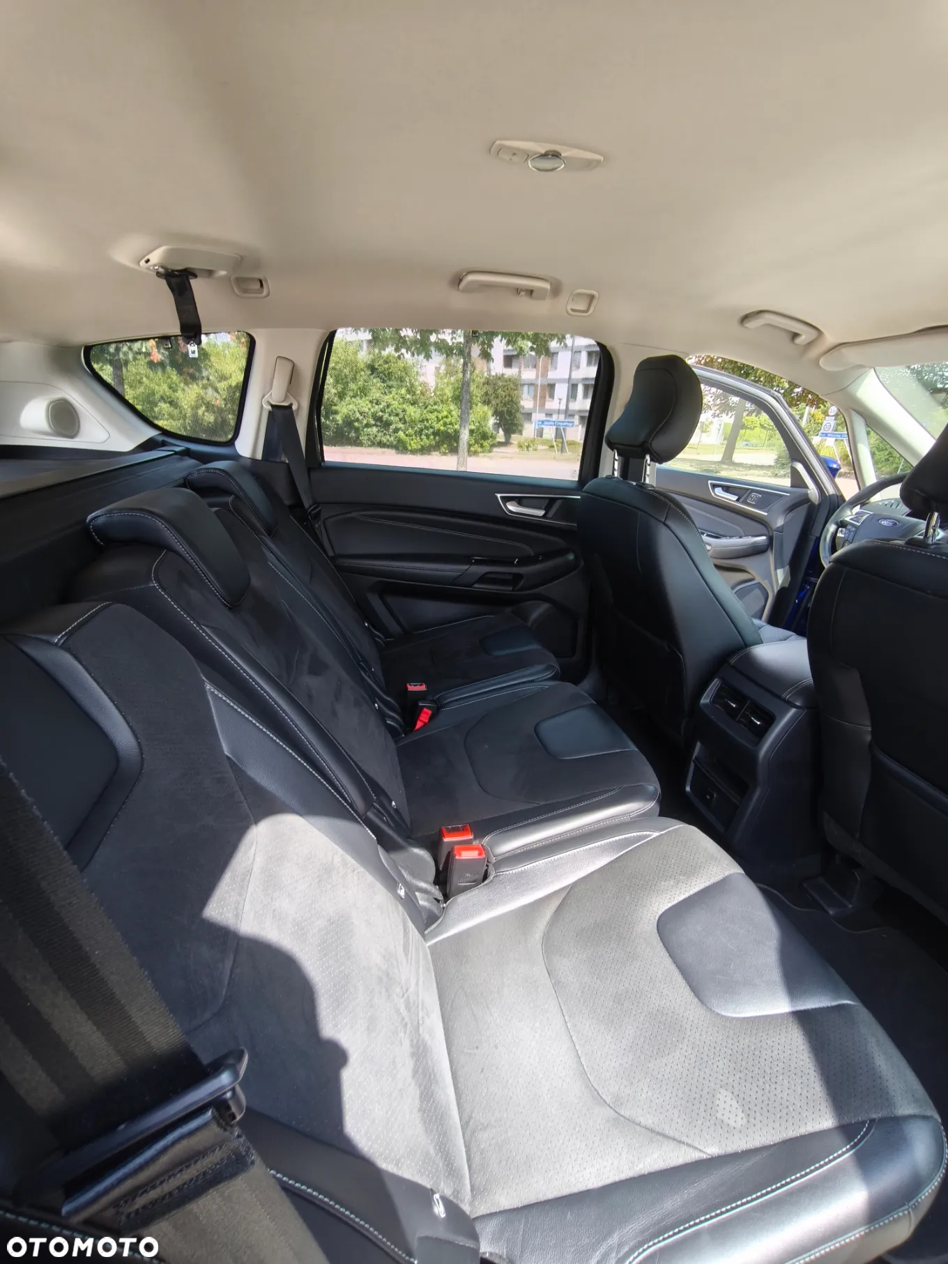 Ford S-Max 2.0 TDCi Titanium PowerShift - 12