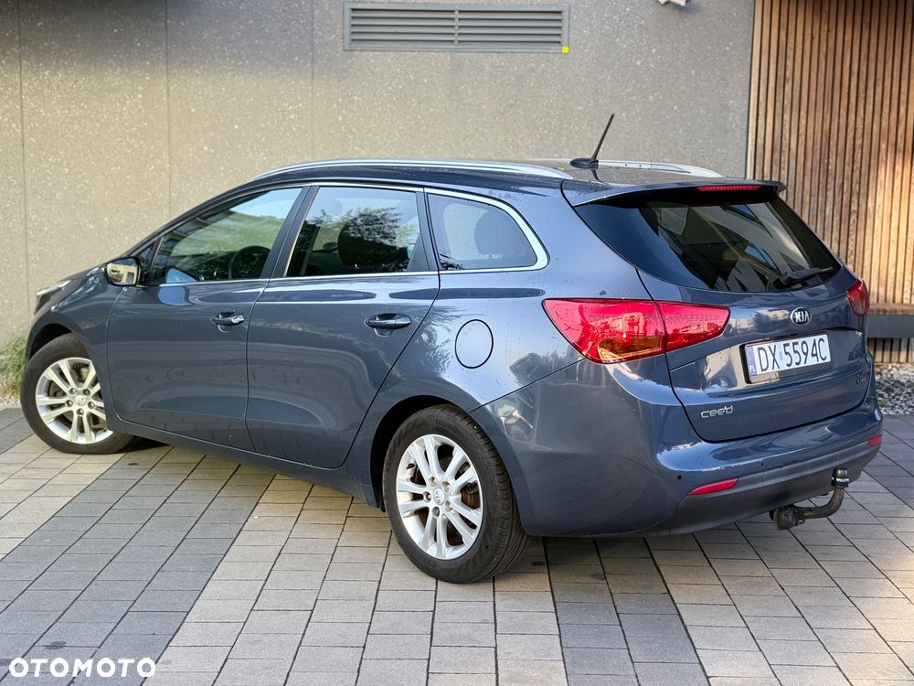 Kia Ceed - 4