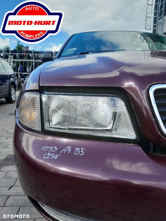 Lampa Prawa Przednia Audi A4 B5